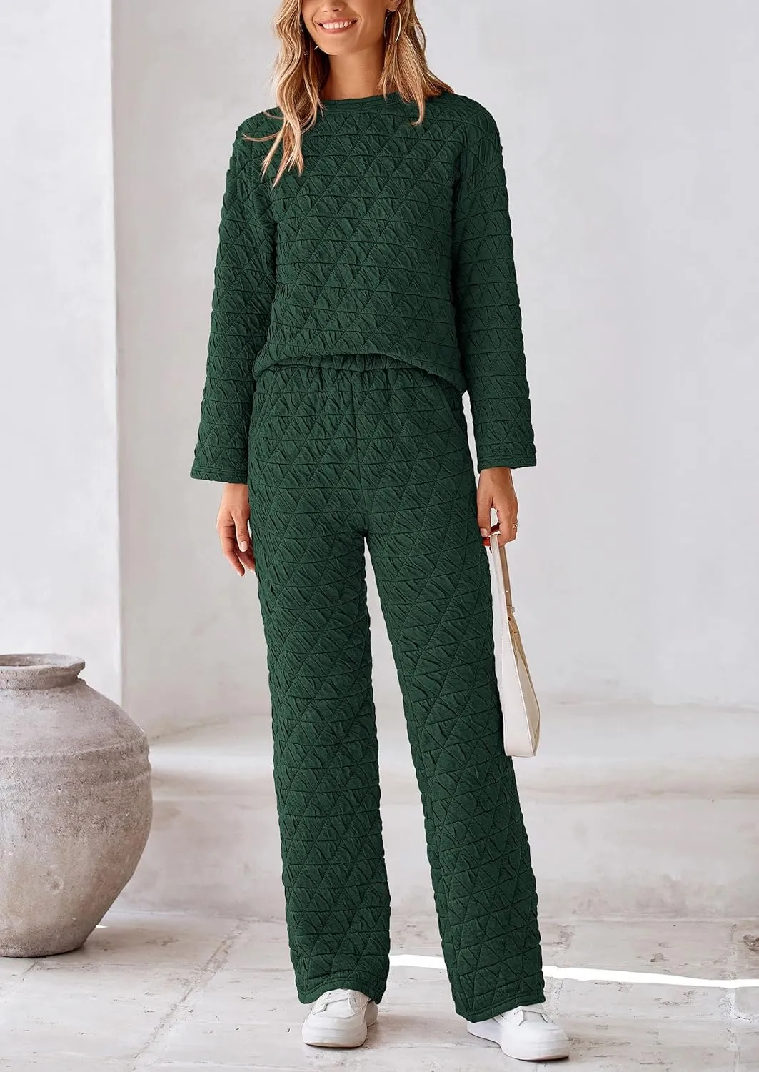 PRETTYGARDEN Women's 2 Piece Outfits Fall Fashion Clothes Quilted Long Sleeve Tops Wide Leg Pants Matching Lounge Sets